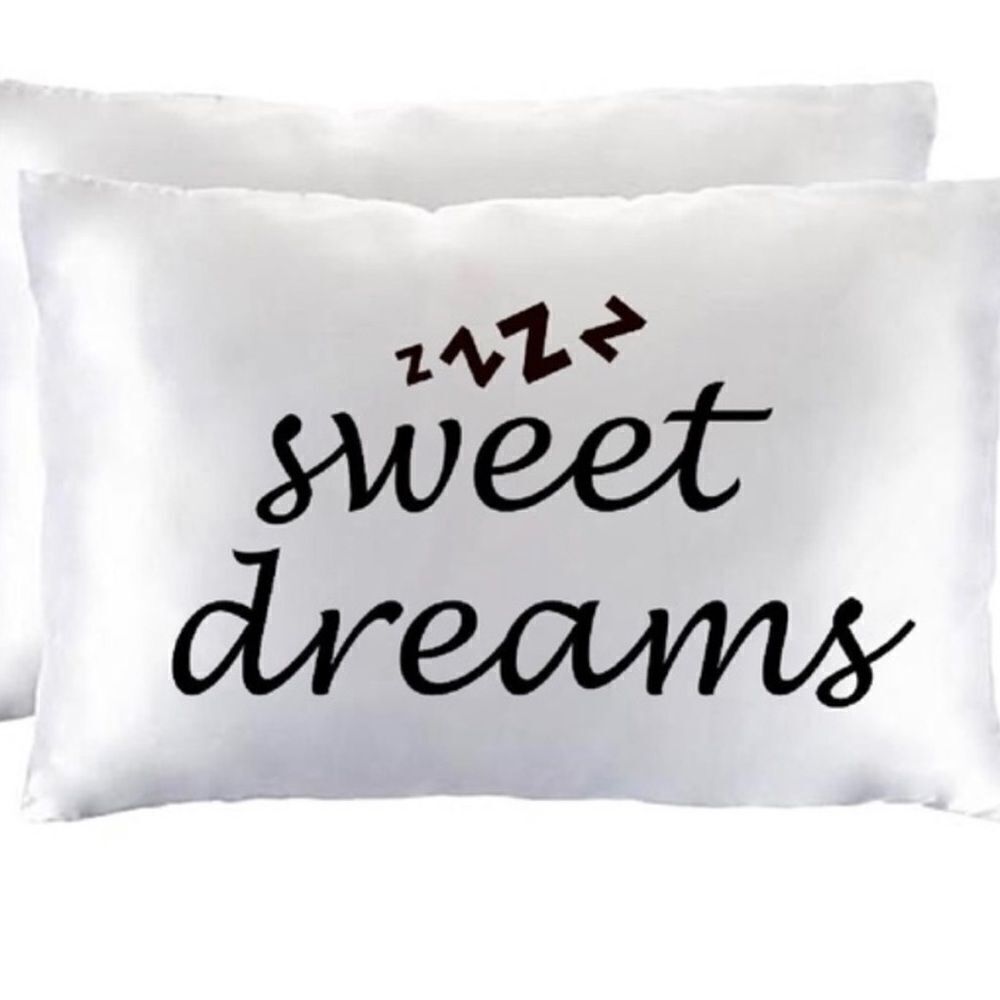 NWT 2  Pc Satin Graphic Sweet dreams Pillow shams cover Pillowcases